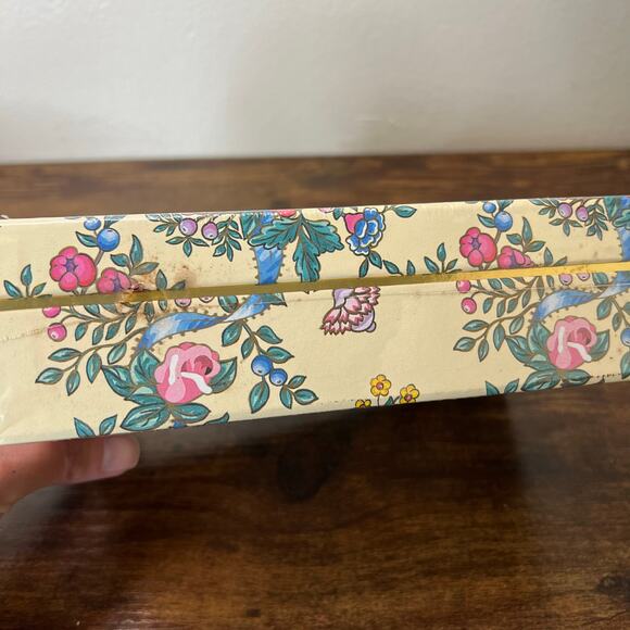 1992 Avon Inspire Fragrance Keepsake Gift Set Vintage Cologne Body Cream Soaps - Picture 4 of 6